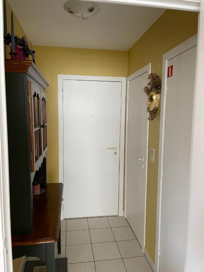 Appartement rénové à Nieuport, Franslaan 123 Résidence Zonnekeer Buitenkant foto